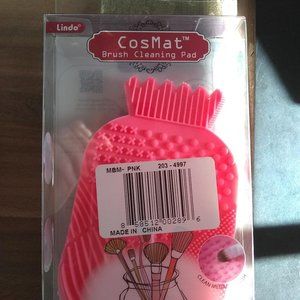 Cosmetic Brush Cleaning Mat, pineapple shape, new